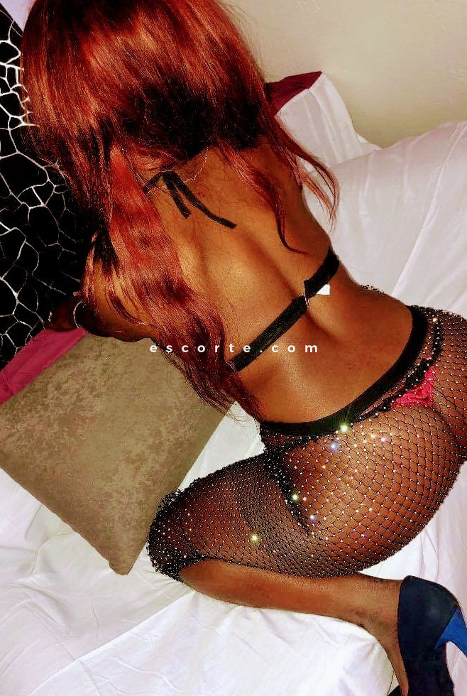 rencontre pour plan cu escort Paris Celia